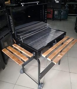 Parrilla de Carbón para Asados Dorello con Acero Inoxidable y Estantes Laterales de Madera, Ahumador Grande para Exteriores con Ruedas, para Asar Pavo - Product Image 2