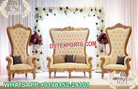 Canapé de salon de mariage moderne et élégant pour la mariée et le marié, chaise longue dorée design avec structure en teck, taille personnalisable