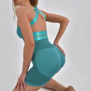 Ensemble de yoga personnalisé pour femmes Gym Workout 2 pièces Fitness Wear pas cher prix Sportswear fabriqué au Pakistan fournisseur en gros 2025 - Product Image 6