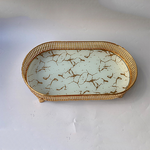 Plateau rond en métal en laiton AK doré fini avec plateau de service artisanal en marbre pour décor d'hôtel/accents de décoration de table - Product Image 4