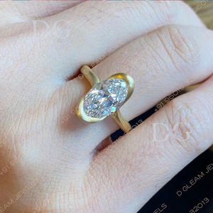 Anillo de Compromiso y Matrimonio de Plata 925 para Mujer, Moissanita de 4.0 CT, Engaste de Media Montura Hecho a Mano, Corte Ovalado, Estilo Étnico, Perfecto para Aniversario - Product Image 5