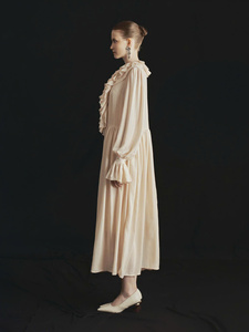 Tenue d'été Collection de rêve Robe Lily pour femmes Style décontracté Services ODM Fabriqué au Vietnam - Product Image 3