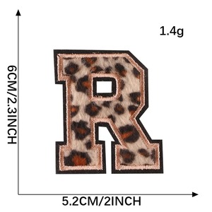 Venta al por mayor de prensa de calor Chenille parches alfabeto 26 piezas conjunto hierro en bordado difuso Chenille inicial letra parches para camisa - Product Image 4