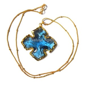 Grossiste Collier pointe de flèche plaqué verre bleu clair - Product Image 4