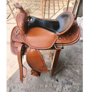 Selle de cheval en cuir floral travaillée à la main avec ensemble de harnais, selle de cheval en gros en Inde - Product Image 4