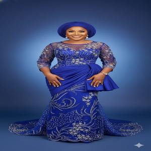 Conjunto Majestic Black Mermaid, Vestido de Lujo Nigeriano con Tela de Encaje, Exclusivo Diseño Floral con Pedrería de Cristal Plateado - Product Image 1