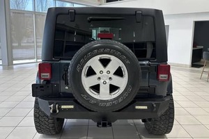 Jeep Wrangler Unlimited Sahara 4x4 PowerDriveX TrailForceMax d'occasion de 2008 à vendre - Product Image 3