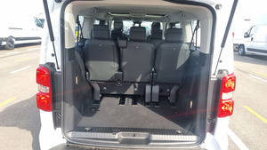 Peugeot Traveller L3H1 2025, Versión Renovada, VIP Business, Diésel 2.0L, Automático de 8 Velocidades, Minibús de 7 Plazas - Product Image 6