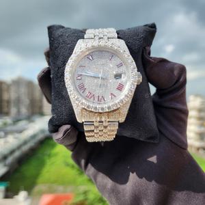 นาฬิกาผู้ชายโมอิสซาไนต์ VVS1 สแตนเลสสตีล ประดับเพชรแบบ Iced Out ตัวเลขโรมัน หรูหรา ระบบอัตโนมัติ - Product Image 3