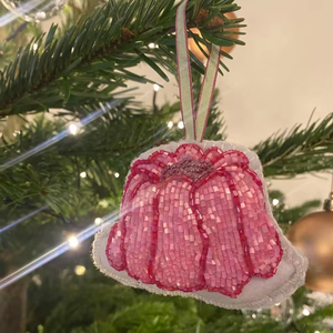Porte-clés personnalisé brodé de perles lumineuses avec un design artistique unique, perles de rocaille, artisanat fait main, alliage portable - Product Image 1