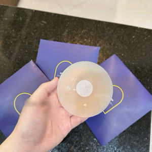 Pétalos de pecho de silicona para una cobertura suave y discreta-Autoadhesivo Reutilizable Cómodo Trajes sin tirantes Característica invisible - Product Image 3