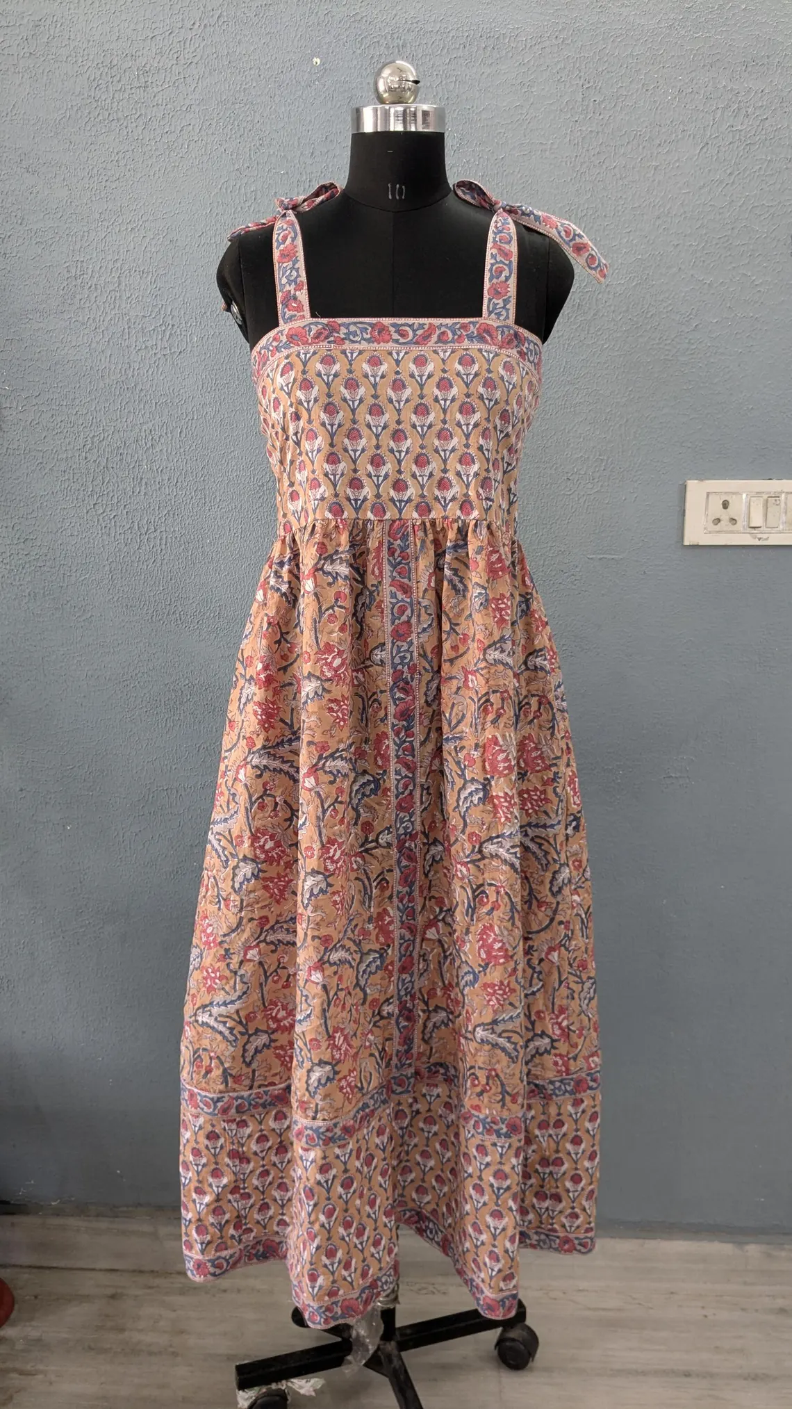 เช่นเดียวกับภาพ