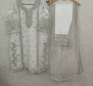 Présentation de notre mode pakistanaise riche fête et réception porter des deux côtés broderie motif à manches longues à la mode Salwar Kameez - Product Image 4