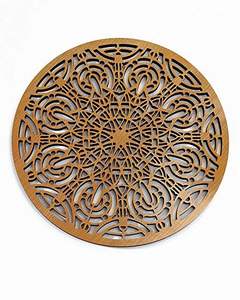 Art mural traditionnel en MDF Mandala, adapté aux thèmes de décoration culturelle et aux espaces de vie spirituels - Product Image 2