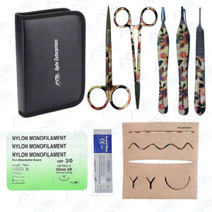 Kit de sciences médicales pour les étudiants en soins infirmiers vétérinaires comprenant une formation de coussinets de suture et des instruments chirurgicaux pour la pratique - Product Image 1