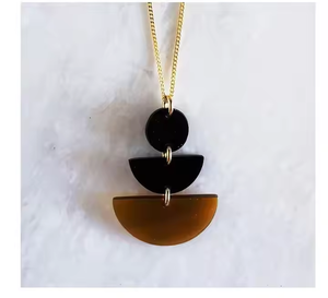 Collar hecho a mano de hueso de cuerno de búfalo con estilo de alta calidad POR CRESCENT CRAFTS - Product Image 4