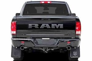 RAM 1500 2024 con Volante a la Izquierda, Asientos de Cuero, Cámara Trasera, Pantalla Táctil, Faros de Xenón, Euro IV, 250-300 CV - Product Image 2