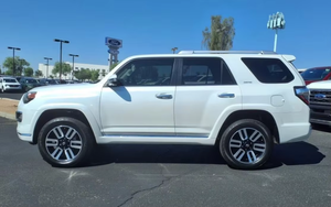 Toyota 4Runner Limited 2024 USADO Certificado Disponible Para Venta - Product Image 3