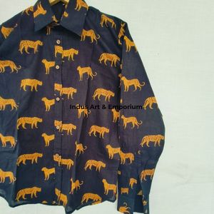 Chemise imprimée à bloc à la main Chemises élégantes pour femmes Chemise en tissu de coton doux imprimé à bloc à la main indienne en vente au meilleur prix - Product Image 5