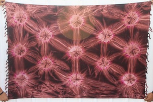 ผ้าโสร่งเทรนด์สไตล์โมเดิร์นวัสดุเรยอน100% ดีไซน์พรีเมี่ยมดูสง่างามจากประเทศอินโดนีเซีย - Product Image 3