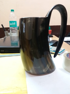 H a HANDICRAFT Taza de cuerno vikingo personalizada Cuerno de búfalo real Acabado pulido Animal ecológico Regalo nórdico único Accesorio de barra para el hogar - Product Image 4