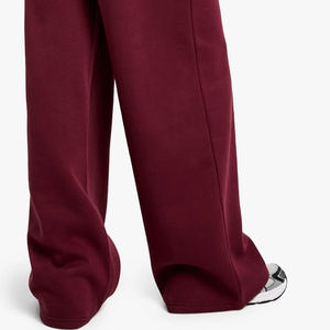 Ensemble de survêtement élégant pour femme, coupe ajustée, prix avantageux pour les acheteurs en gros 2026 – Haut court à col montant et pantalon droit à jambes larges - Product Image 6