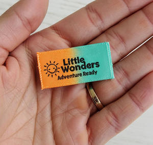 Etiquetas tejidas de Damasco satinado personalizadas de alta calidad para niños, hombres, mujeres, ropa, respuesta rápida, servicio OEM/ODM totalmente personalizable - Product Image 1