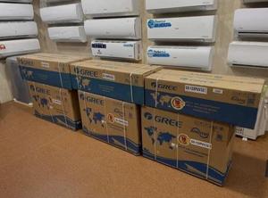 Gree เครื่องปรับอากาศแบบไม่อินเวอร์เตอร์แบบยืน24000Btu 36000Btu 48000Btu เครื่องปรับอากาศตั้งพื้นแบบเปิดโล่งใช้ในบ้าน