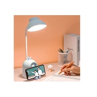 Lampe de table électrique LED au design moderne avec abat-jour en métal multicolore pour la décoration de salon et de chambre à coucher