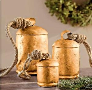 Campanas de vaca de latón de estilo rústico con patrones tallados a mano para uso tradicional de celebración y adorno de ganado - Product Image 3