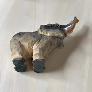 Elefante intagliato in legno scultura in stile Art déco statua per la decorazione della casa sala da pranzo ufficio soggiorno decorativo figurine in legno - Product Image 6