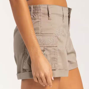 Shorts cargo en coton pour femmes avec poches, coupe confortable pour les tenues de rue d'été, shorts pour femmes - Product Image 6