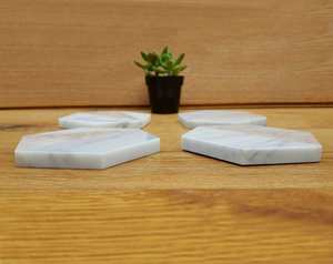 ชุดจานรองแก้วหินอ่อนคาร์ราร่าสีชมพูทรงหกเหลี่ยม สำหรับตกแต่งโต๊ะ ชุด 4 6 8 ชิ้น - Product Image 3