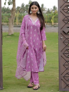 Traje Salwar de Rayón Pesado de Diseño Moderno, Estilo Indio-Pakistaní, Última Colección Exclusiva de Primera Calidad para Mujer, Ideal para Fiestas y Bodas - Product Image 3