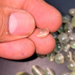 73ชิ้นตาแมวธรรมชาติทรงหลังเบี้ยทรงรีขนาด8มม. ถึง18มม. 245ซม. ขายดีแมวตาอัญมณีหลวมเรา $123สำหรับทุกคน - Product Image 2