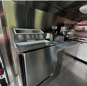 Camión de comida rápida móvil multifunción totalmente equipado con remolques de cocina completos para aplicaciones de dulces y barbacoa - Product Image 6