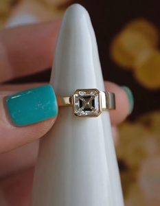 1.00 Ct Asscher Cut Lab Grown Diamond Solitaire Engagement Ring Bezel Set CVD Diamond Wedding Ring Romantic Style for Parties - Product Image 2