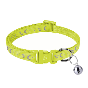 Collare Regolabile di Lusso per Gatti e Cani Piccoli, Elegante Stampa Cartoon in Nylon e Poliestere con Campanello Personalizzato, Stile Raffinato - Product Image 3