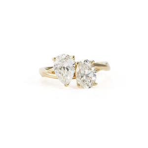 Anillo Toi Et Moi con Diamante Ovalado Corte Pera, 2.00 Ct, D-F VVS1-VS2, Diamante Cultivado en Laboratorio, en Oro de 14K y 18K, para Regalo de Aniversario de Bodas - Product Image 1