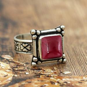 925 solide en argent Sterling naturel grenat bague à la main couleur rouge forme carrée 925 argent estampillé à la main bijoux en argent bague - Product Image 4