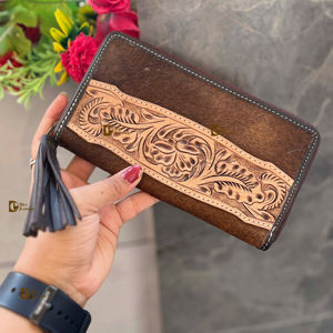 Vente chaude élégant en cuir de vachette véritable sac à main pochette en cuir occidental portefeuille multi-usage avec sculpture et conception usinée à la main - Product Image 1