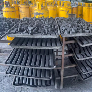 ถ่านบาร์บีคิวเมราเดส อินโดนีเซีย ให้ความร้อนคงที่สำหรับการย่าง เป็นมิตรกับสิ่งแวดล้อมและติดไฟได้นาน ตัวเลือกการส่งออกที่เชื่อถือได้สำหรับญี่ปุ่น - Product Image 1