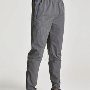 Fabricant pakistanais de combinaisons coupe-vent pour hommes à capuche pour l'hiver, taille plus, logo et couleurs personnalisés, légères, respirantes, de haute qualité - Product Image 4
