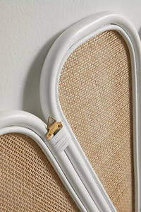 Cabecero de flor Grace hecho a mano, cabecero de reina de ratán blanco, cabecero de cama de mimbre duradero, perfecto para decoración de dormitorio - Product Image 3