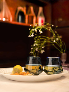 Verre dansant léger de la meilleure qualité pour les cocktails et les boissons Boissons élégantes disponibles au prix direct d'usine - Product Image 2