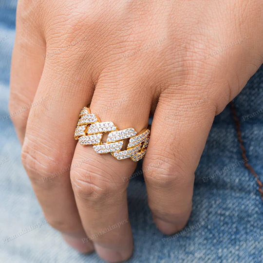 Chapado en oro amarillo