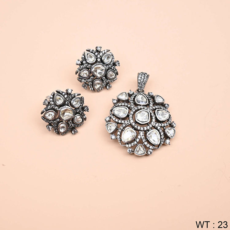 Antique/Oxidised Polished