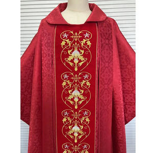 Chasuble en tissu jacquard rouge avec broderie dorée 2025, sur mesure, nouveau design, haute qualité, chasuble brodée - Product Image 3