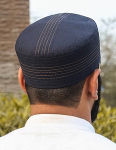 หมวกหัวกะโหลกเย็บระบายอากาศสำหรับผู้ชายออกแบบมาเพื่อความสบายในระหว่างพิธีกรรมการอธิษฐานปกติ - Product Image 4