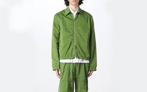 เสื้อแจ็กเก็ตน้ำหนักเบาแนวสตรีทแฟชั่นเสื้อกันลมกันน้ำสำหรับกีฬาวิ่งเสื้อกันลมออกแบบโลโก้ได้ตามต้องการ - Product Image 2